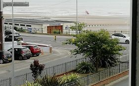 Ashton Holiday Flats Seaviews